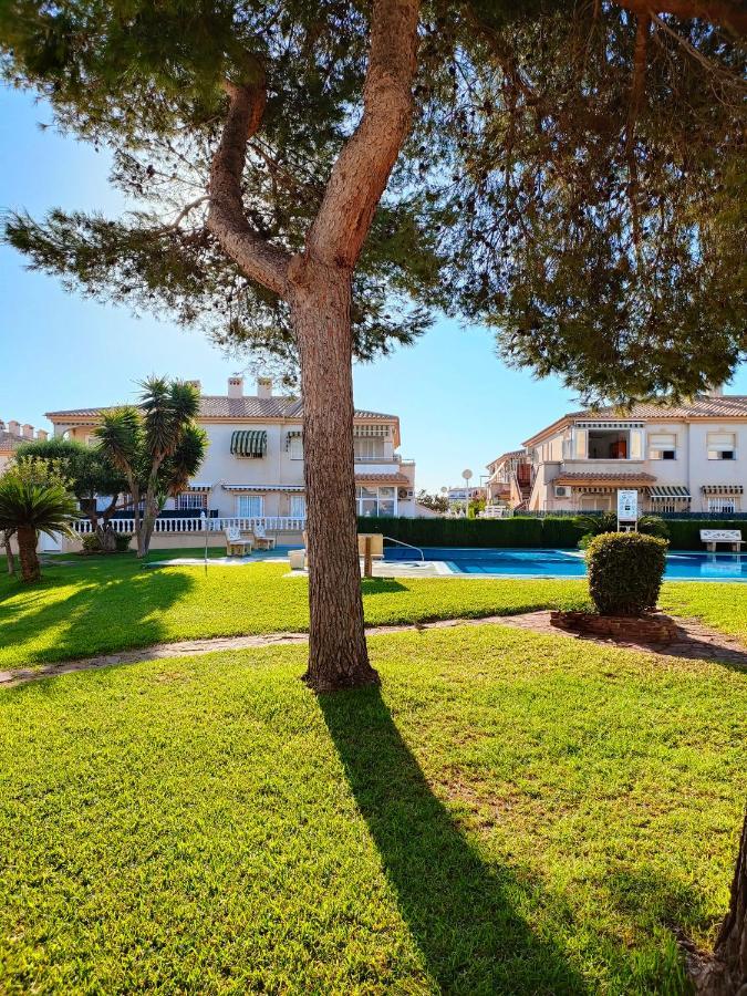 Casa De Buenos Dias Apartment Torrevieja Exterior photo